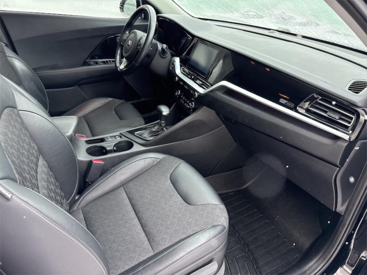 2020 Kia NIRO EX  Heated Seats - Low Mileage Photo