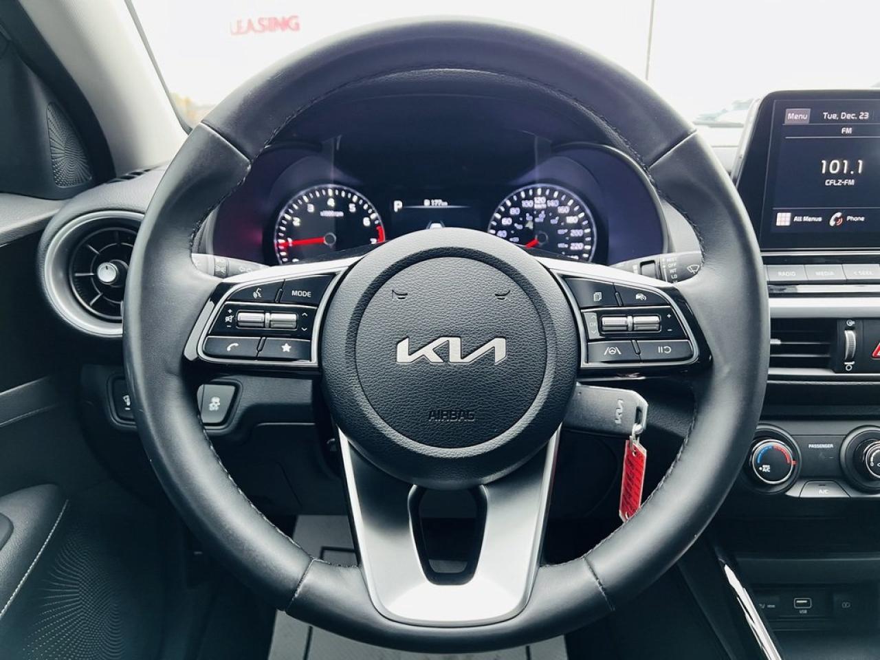 2022 Kia Forte EX Photo