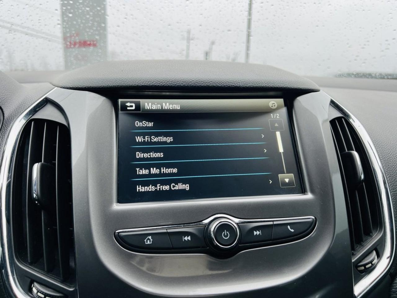 2017 Chevrolet Cruze LT Photo