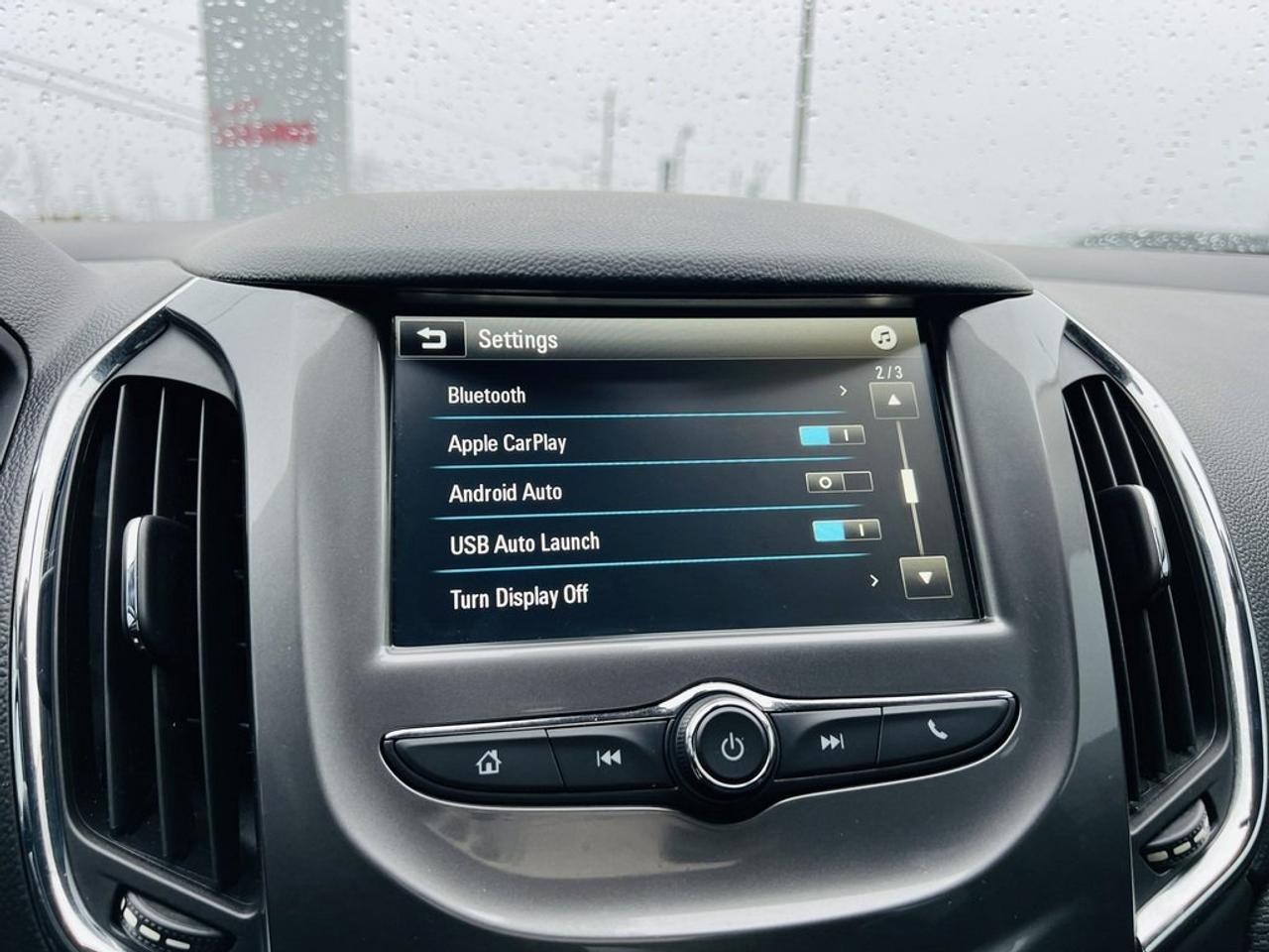 2017 Chevrolet Cruze LT Photo