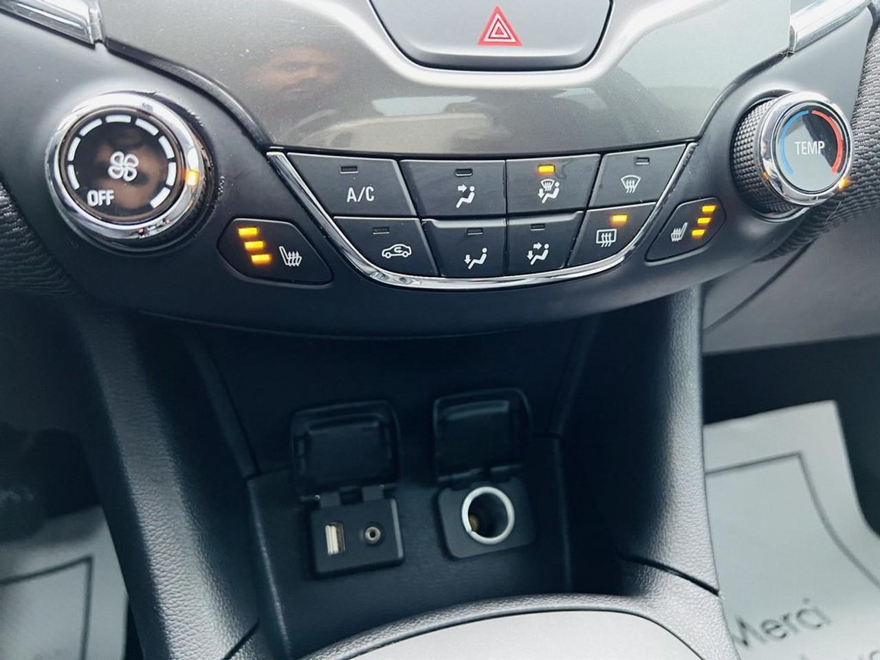 2017 Chevrolet Cruze LT Photo