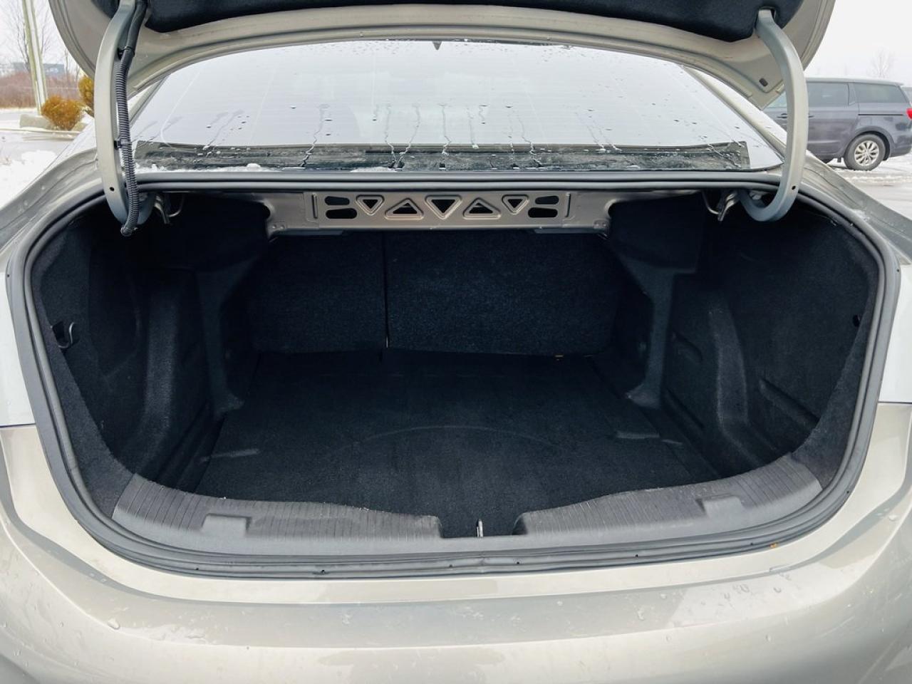 2017 Chevrolet Cruze LT Photo