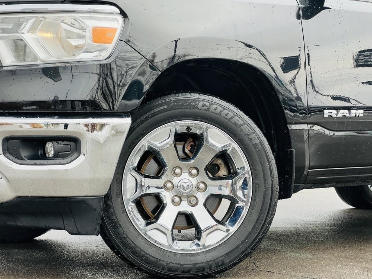 2022 RAM 1500 Big Horn Hemi Photo