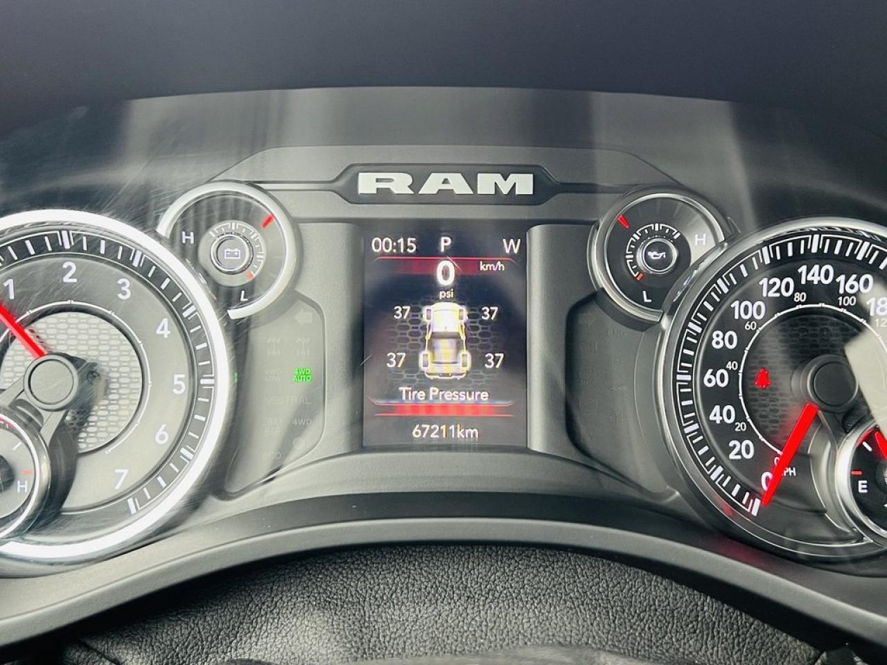 2022 RAM 1500 Big Horn Hemi Photo