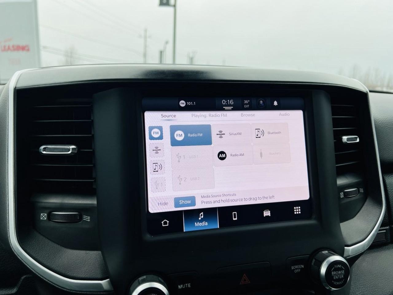 2022 RAM 1500 Big Horn Hemi Photo