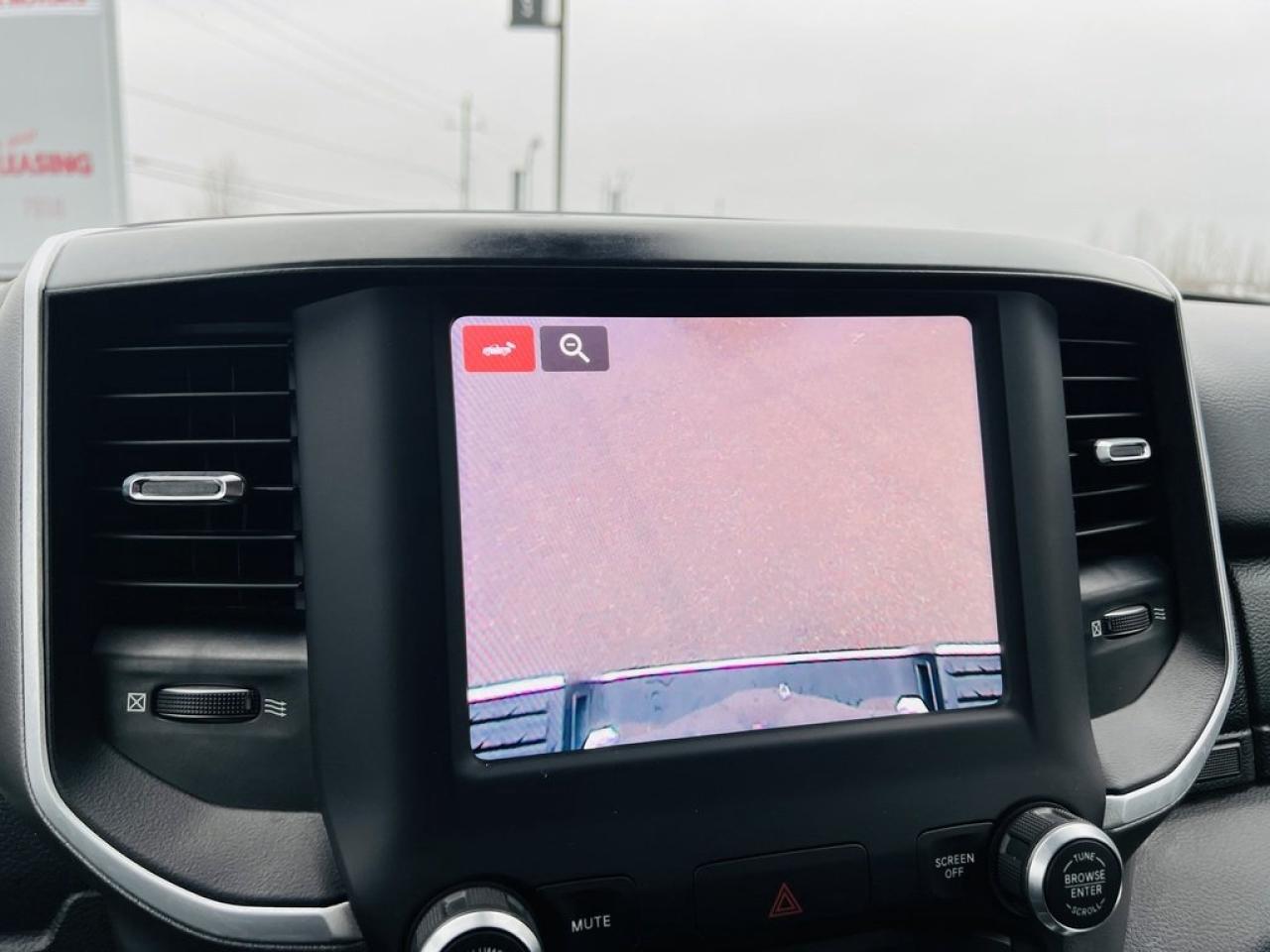 2022 RAM 1500 Big Horn Hemi Photo