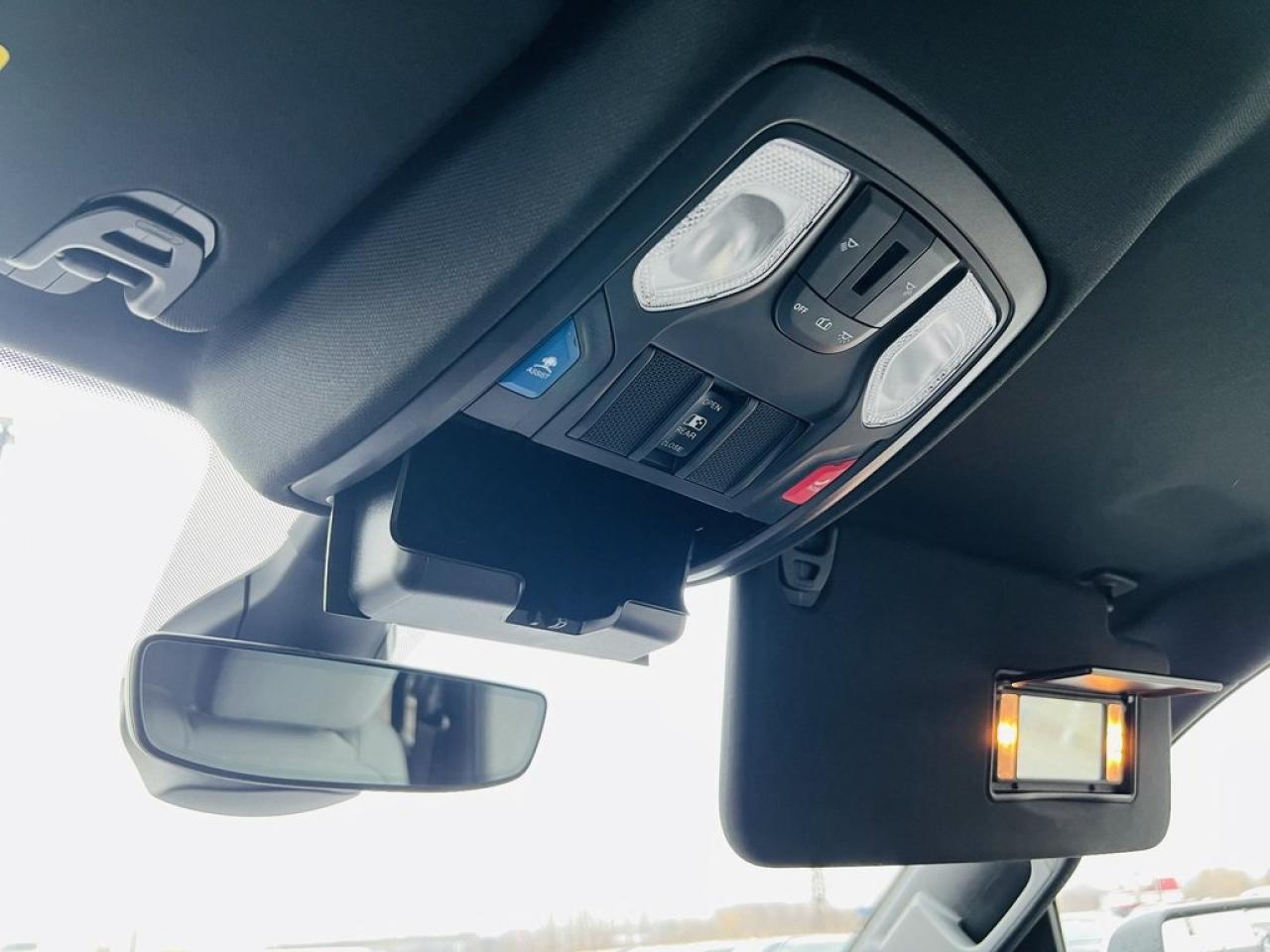 2022 RAM 1500 Big Horn Hemi Photo