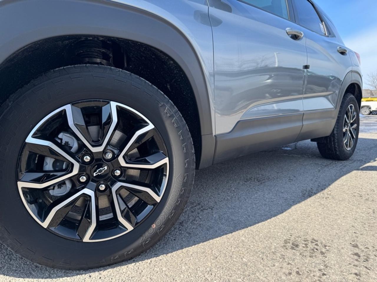 2026 Chevrolet TrailBlazer ACTIV  - Sunroof - Power Liftgate Photo