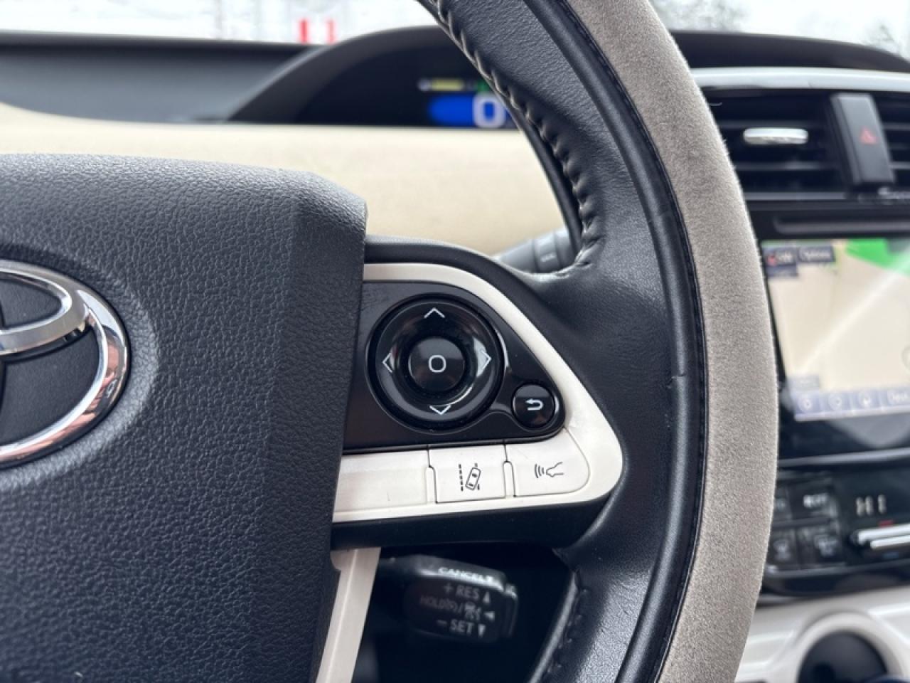 2017 Toyota Prius 4DR SDN AT  - Low Mileage Photo