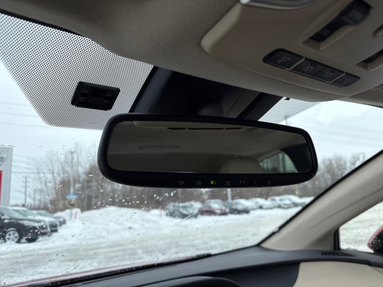 2017 Toyota Prius 4DR SDN AT  - Low Mileage Photo