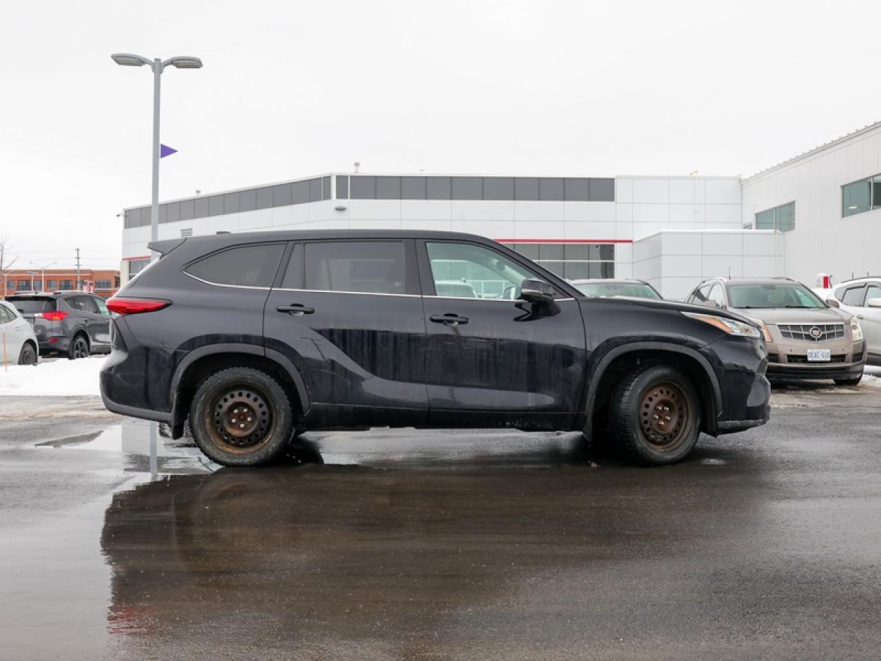 2022 Toyota Highlander LE  - Heated Seats -  Power Liftgate - $287 B/W Photo
