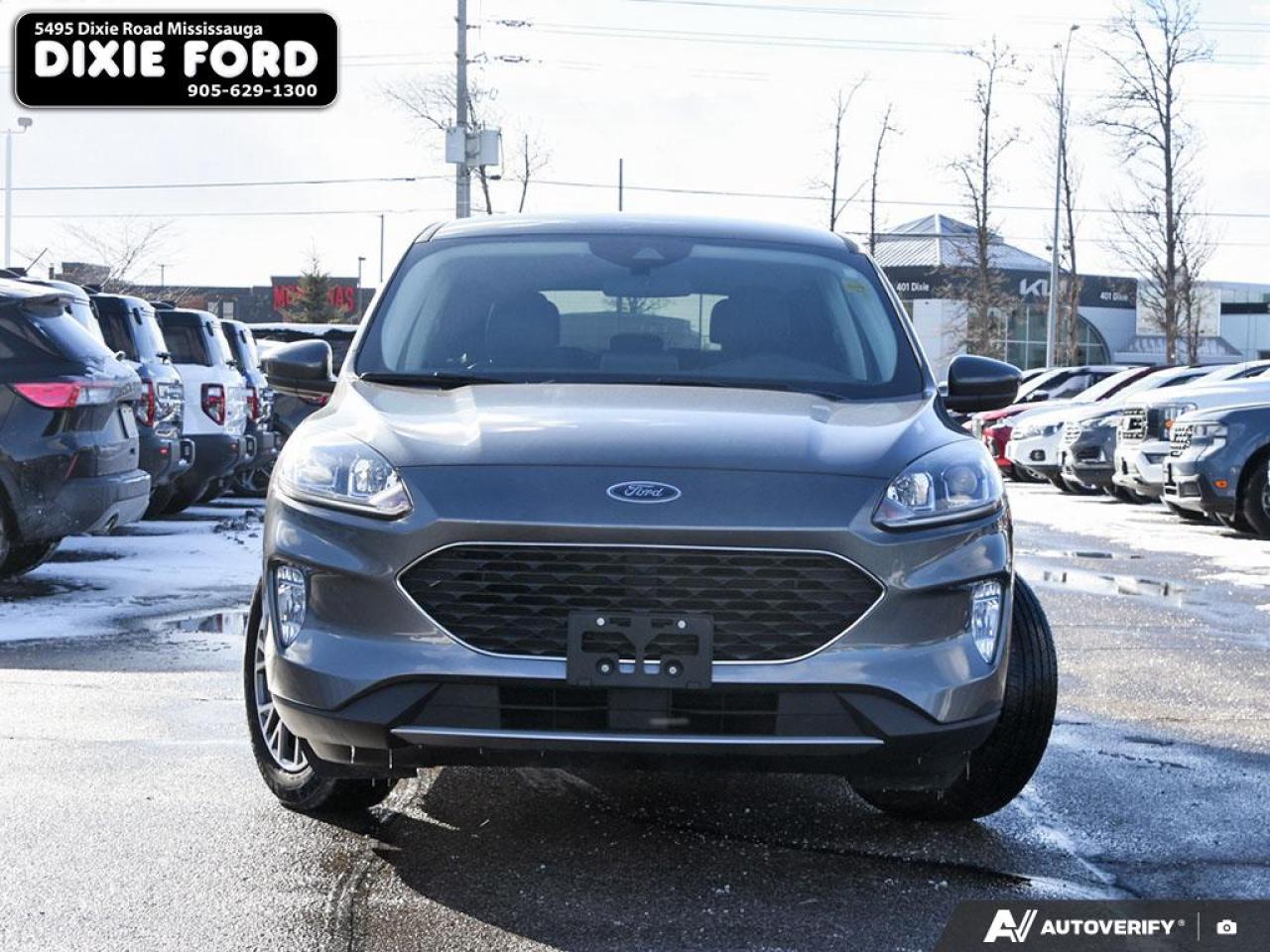 2022 Ford Escape SEL Hybrid Photo