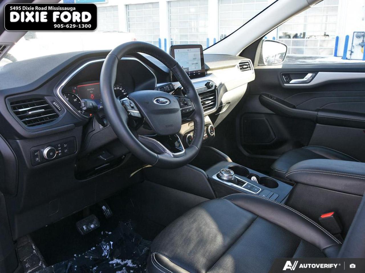 2022 Ford Escape SEL Hybrid Photo
