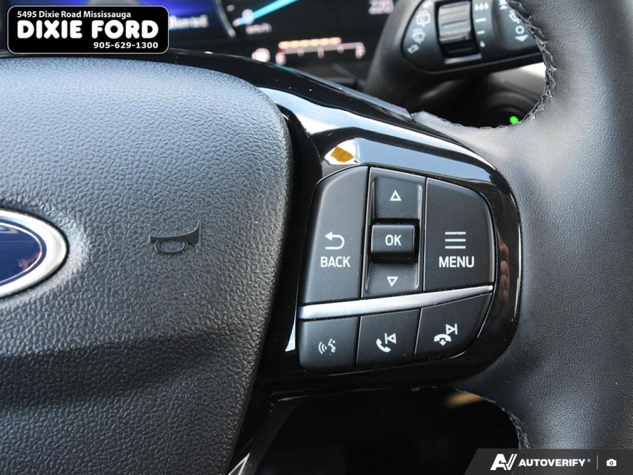 2022 Ford Escape SEL Hybrid Photo