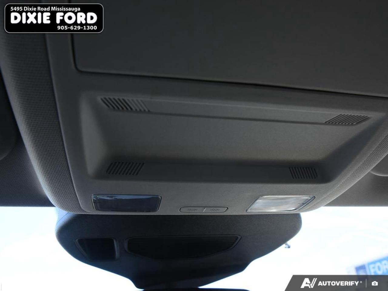 2022 Ford Escape SEL Hybrid Photo