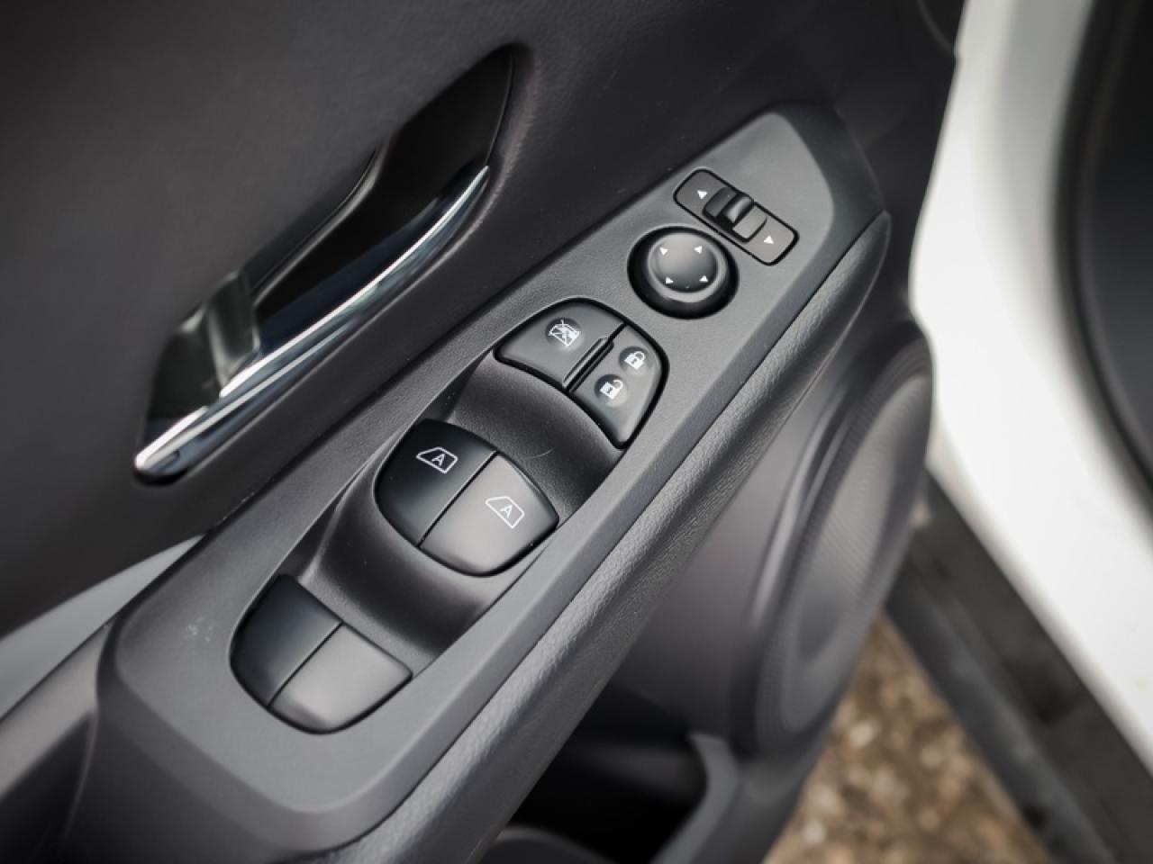 2024 Nissan Kicks SR  - Heated Seats -  Remote Start Photo