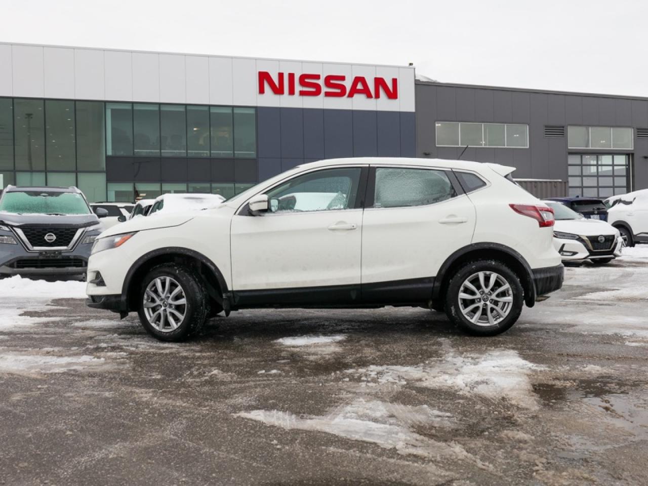 2023 Nissan Qashqai S  - Heated Seats -  Apple CarPlay - $171 B/W Photo