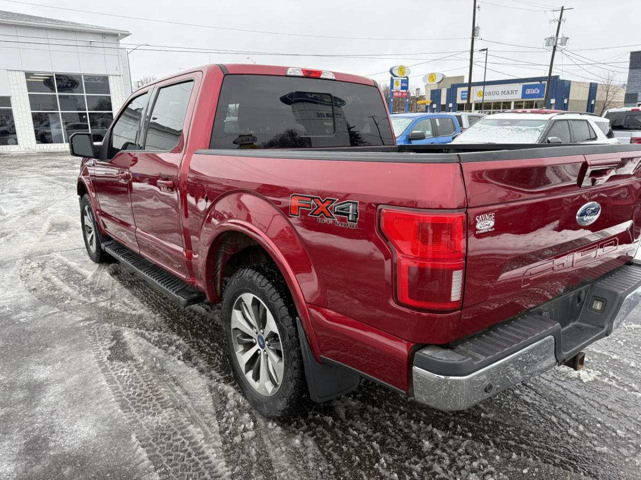 2019 Ford F-150 Lariat 4WD SuperCrew 5.5' Box Photo2
