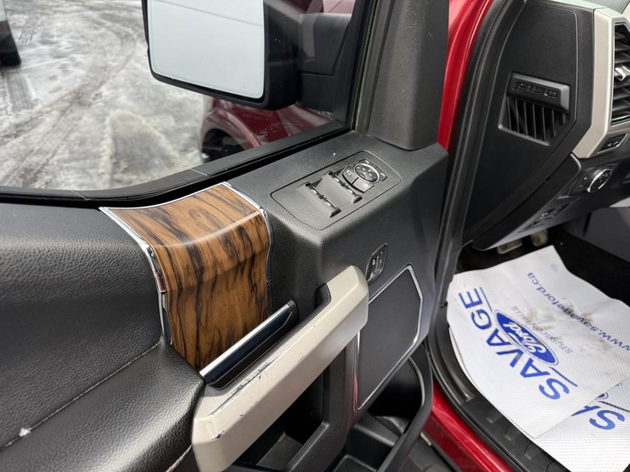 2019 Ford F-150 Lariat 4WD SuperCrew 5.5' Box Photo