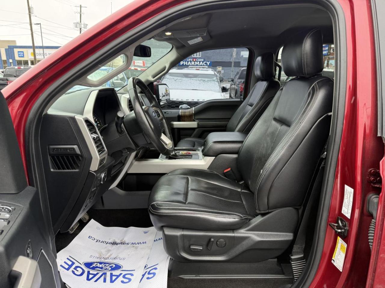 2019 Ford F-150 Lariat 4WD SuperCrew 5.5' Box Photo