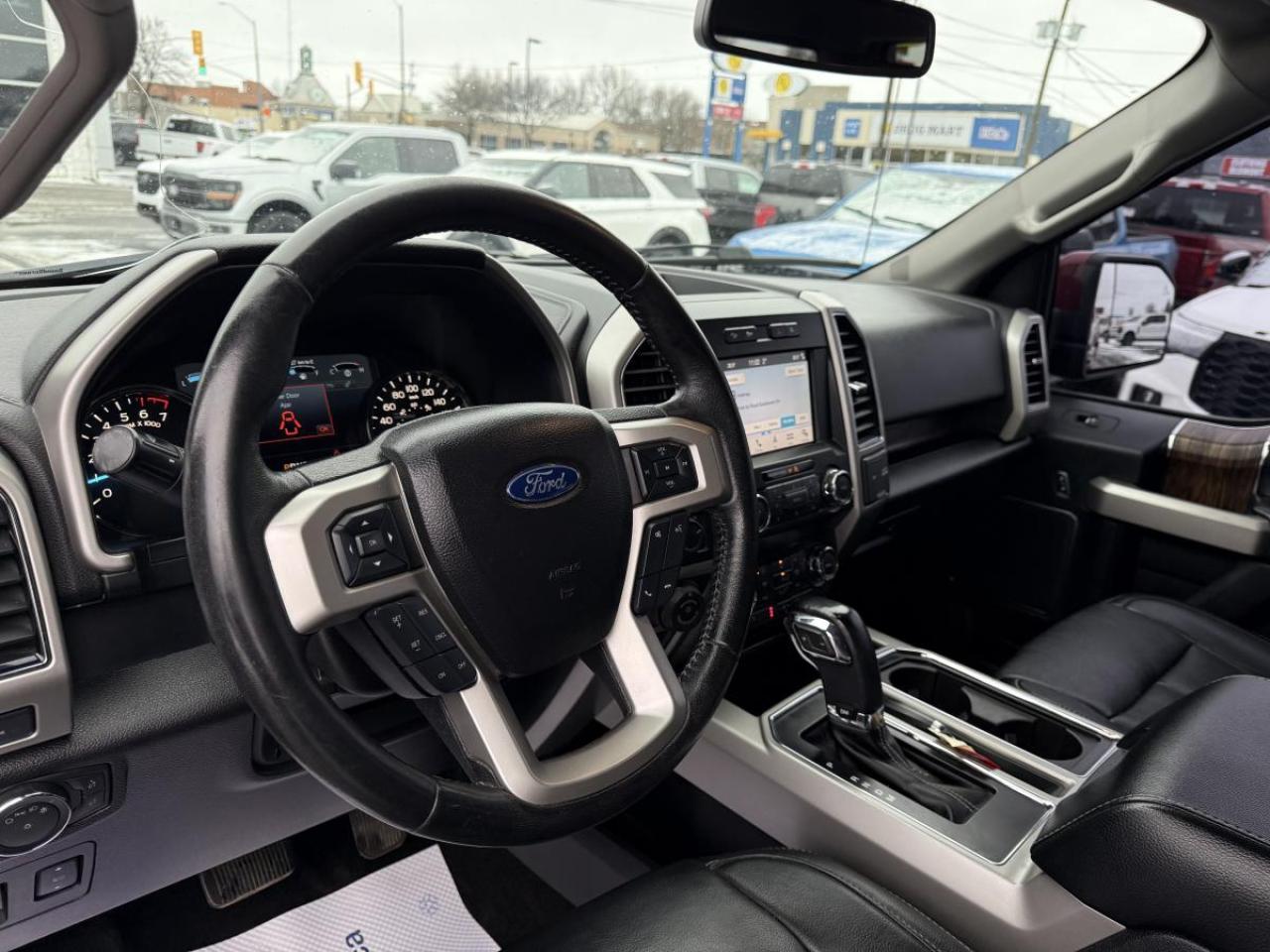 2019 Ford F-150 Lariat 4WD SuperCrew 5.5' Box Photo
