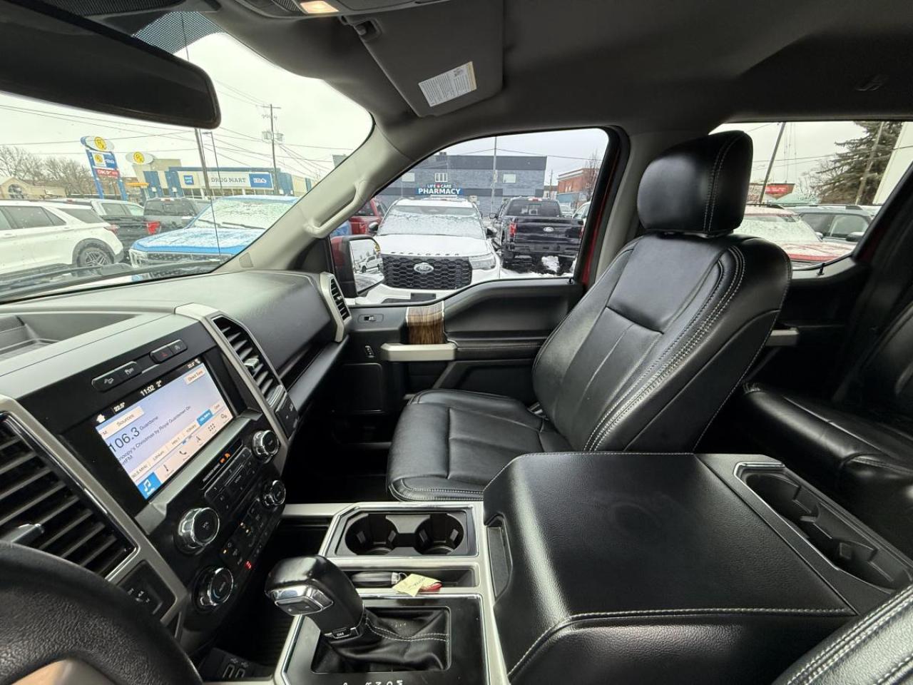 2019 Ford F-150 Lariat 4WD SuperCrew 5.5' Box Photo