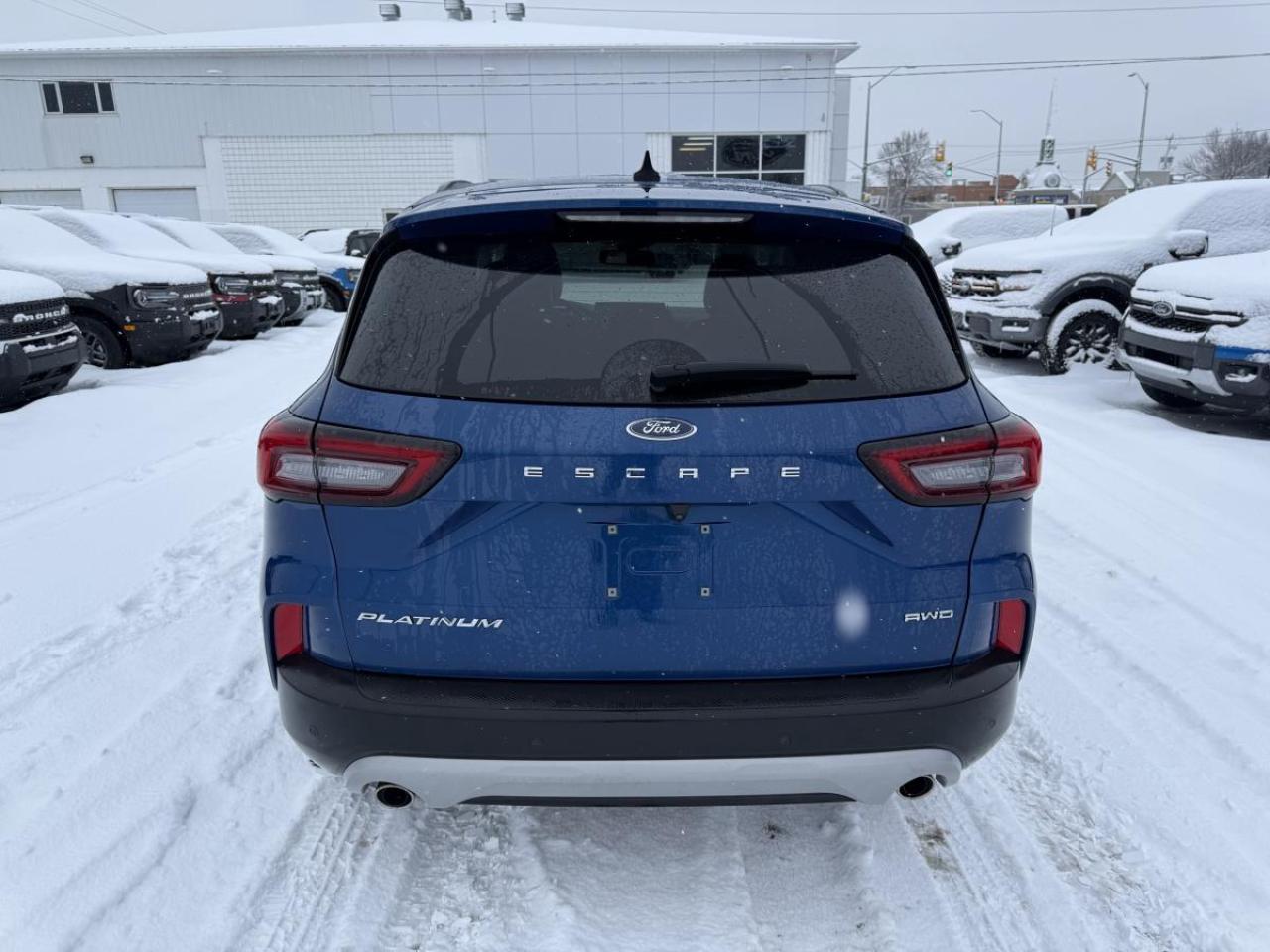 2023 Ford Escape Platinum Photo