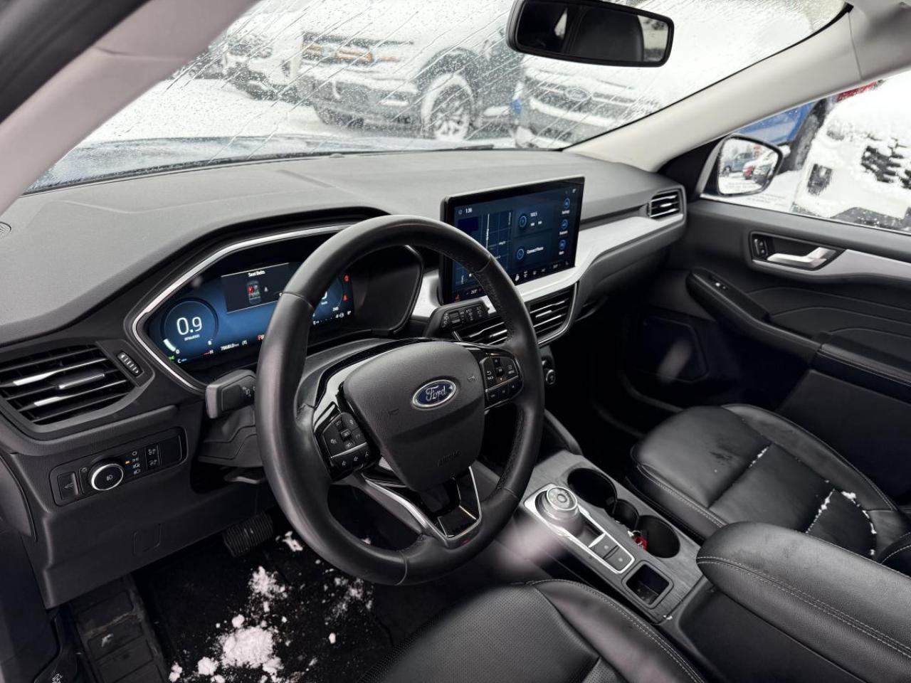 2023 Ford Escape Platinum Photo