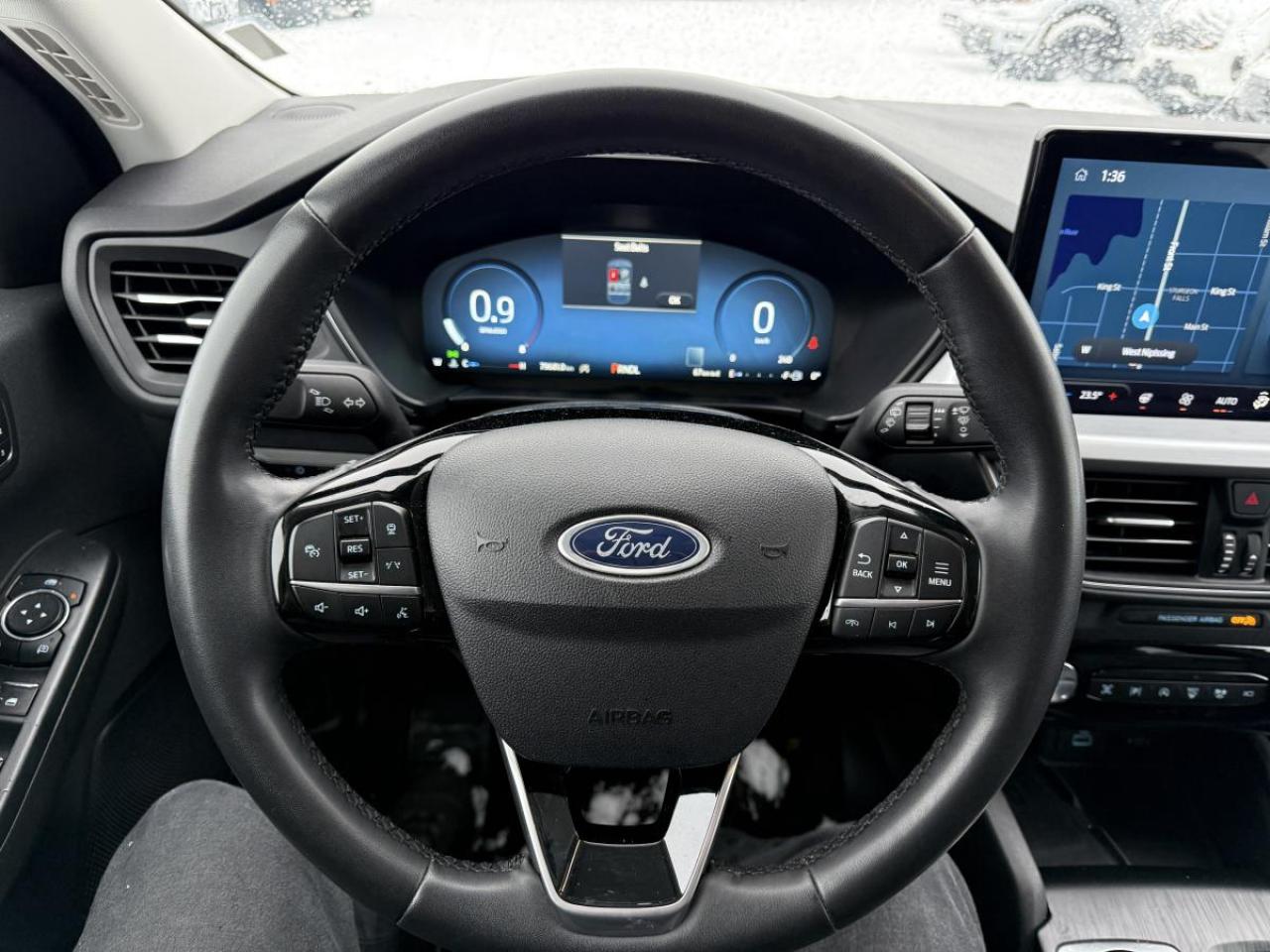 2023 Ford Escape Platinum Photo