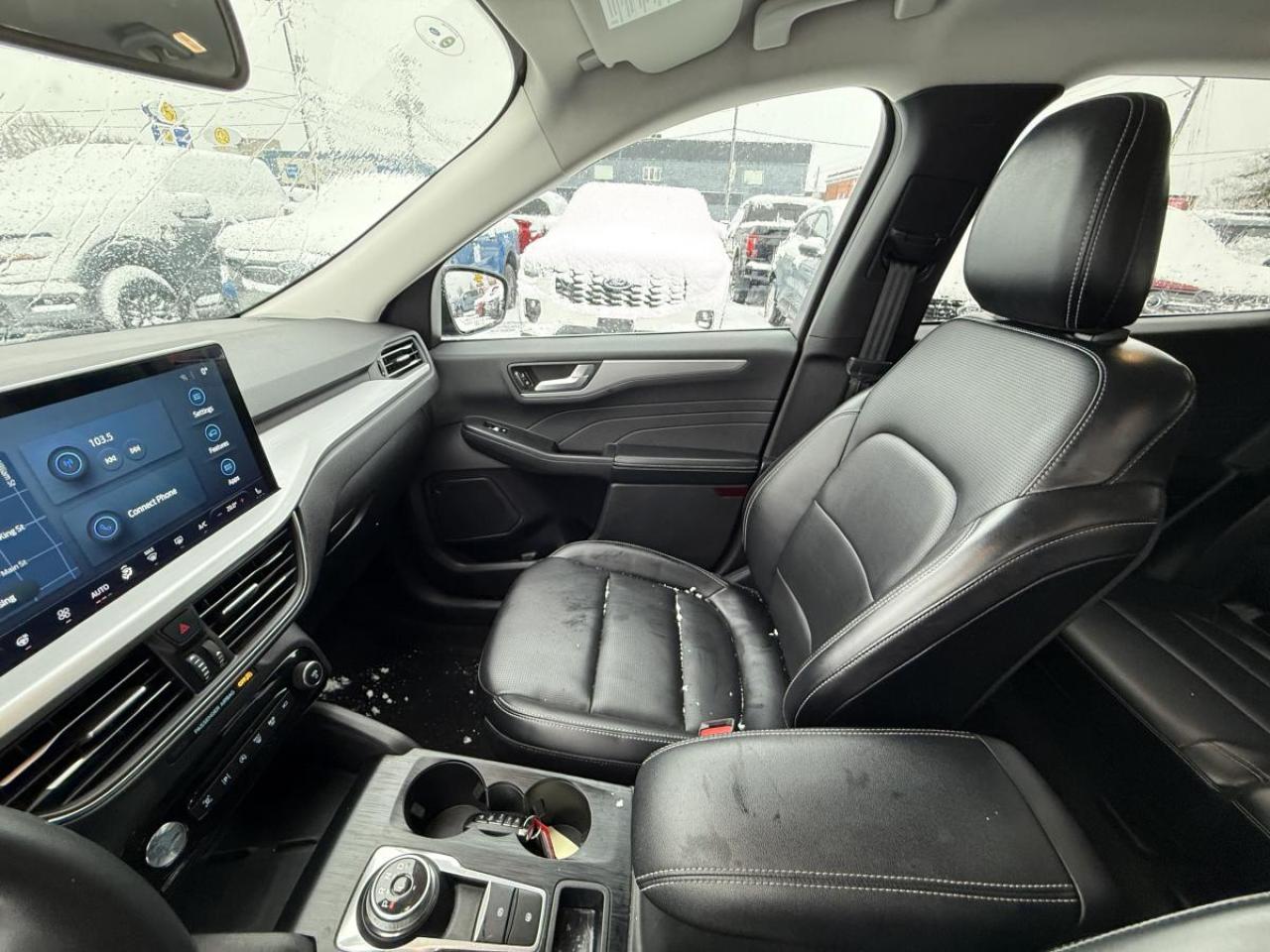 2023 Ford Escape Platinum Photo