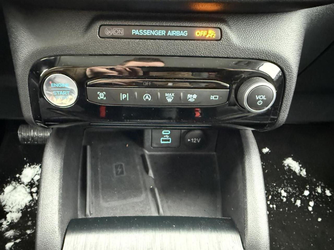 2023 Ford Escape Platinum Photo