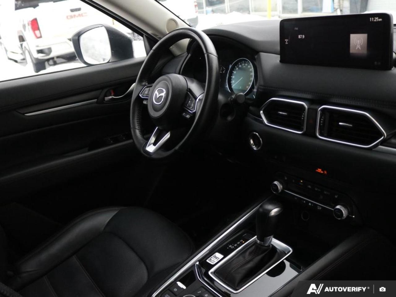 2022 Mazda CX-5 Kuro Edition Photo