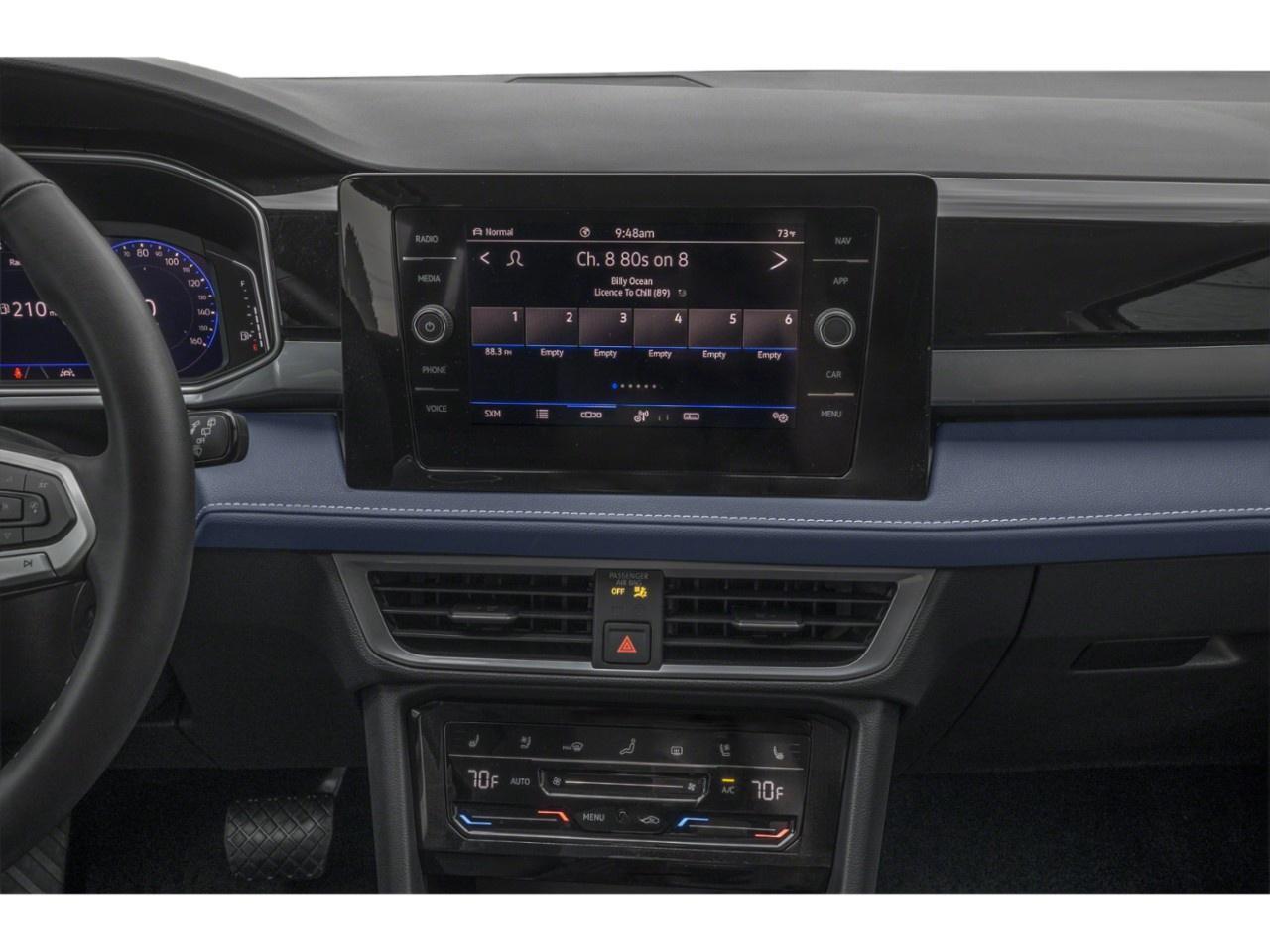 2025 Volkswagen Taos Highline 4MOTION Photo