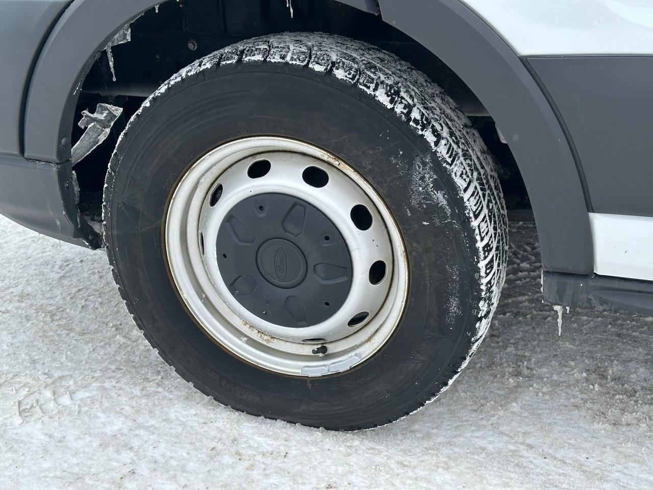 2022 Ford Transit Cargo Van T-250 148" Hi Rf 9070 GVWR RWD Photo