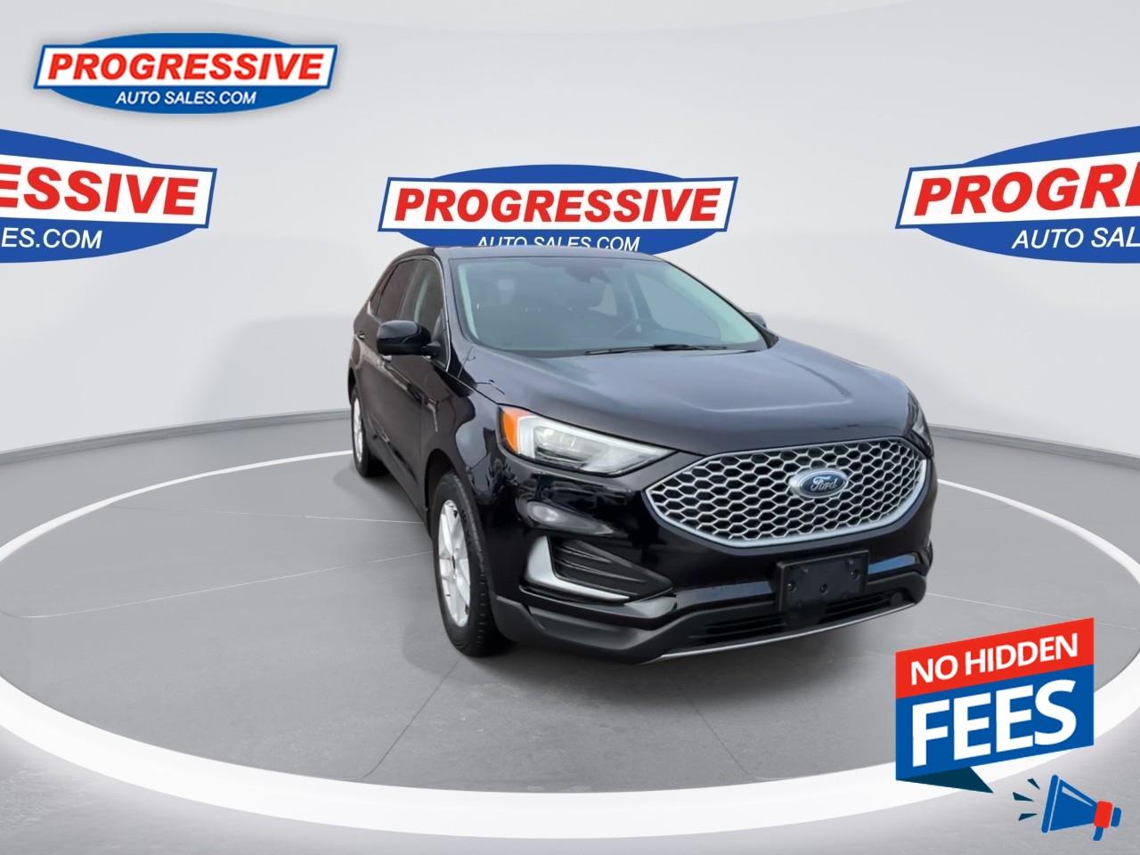 2023 Ford Edge SEL Photo2