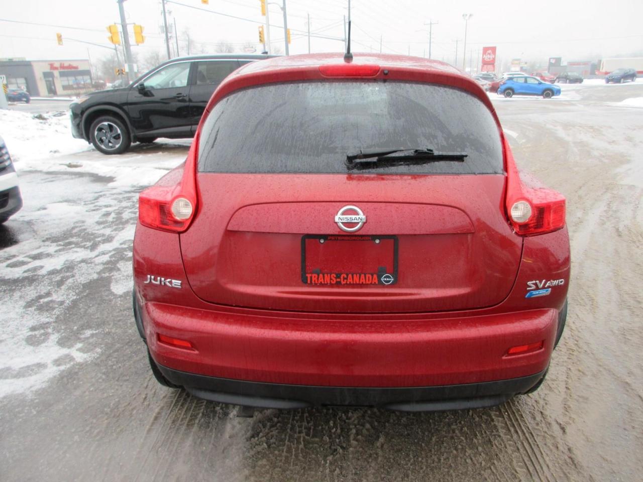 2013 Nissan Juke SV Photo