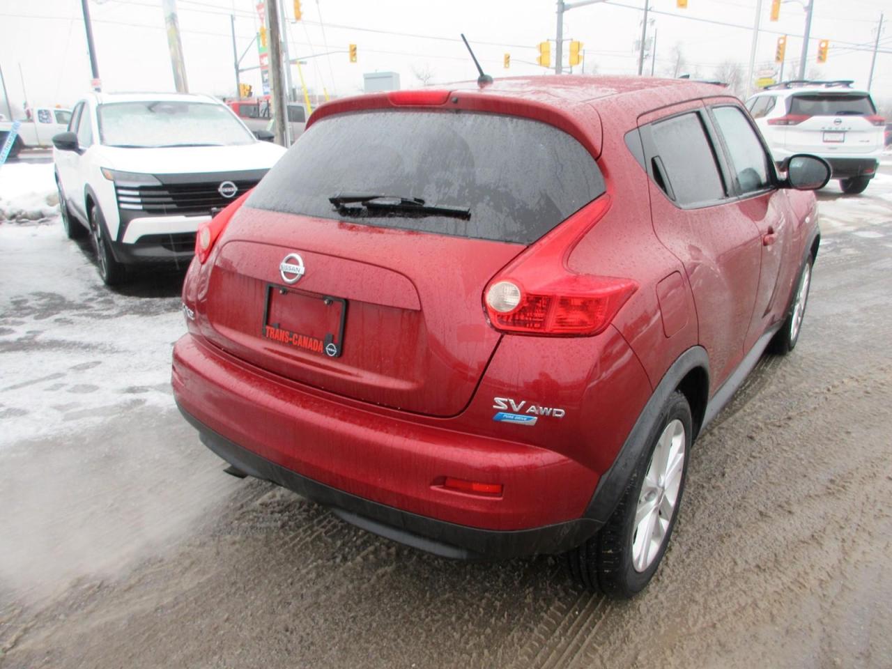 2013 Nissan Juke SV Photo