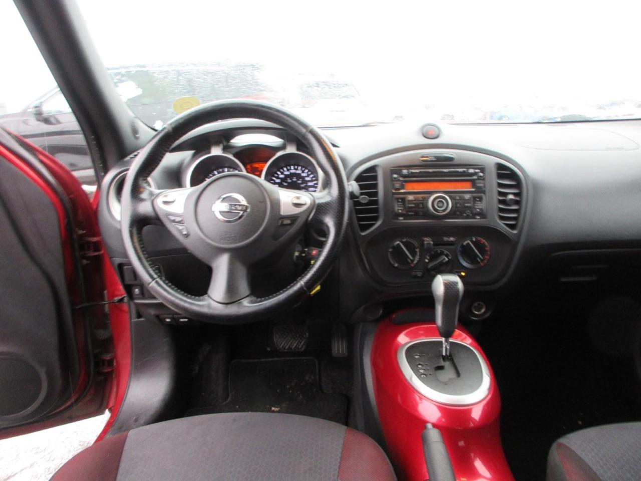 2013 Nissan Juke SV Photo