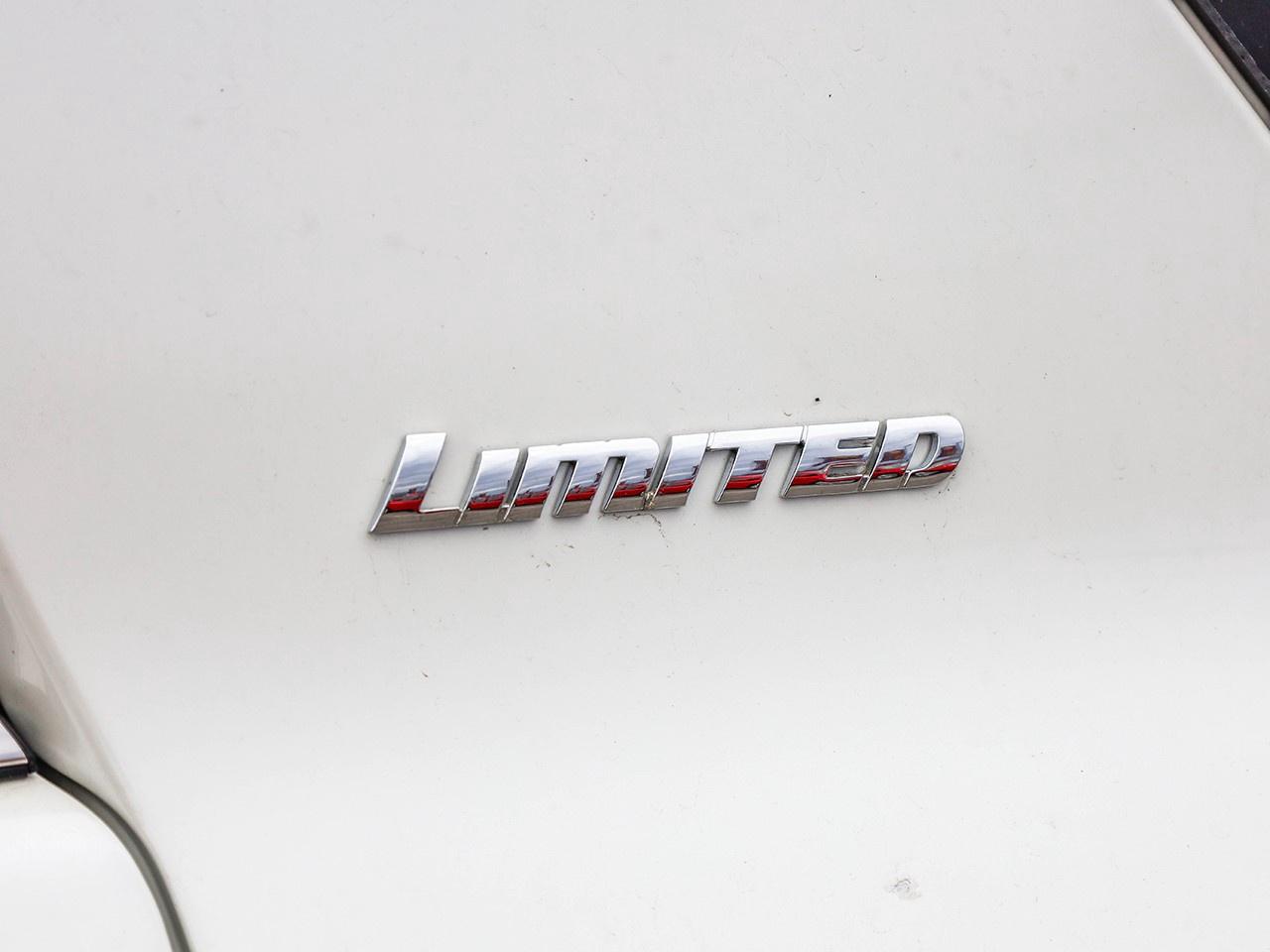 2020 Toyota 4Runner  Photo