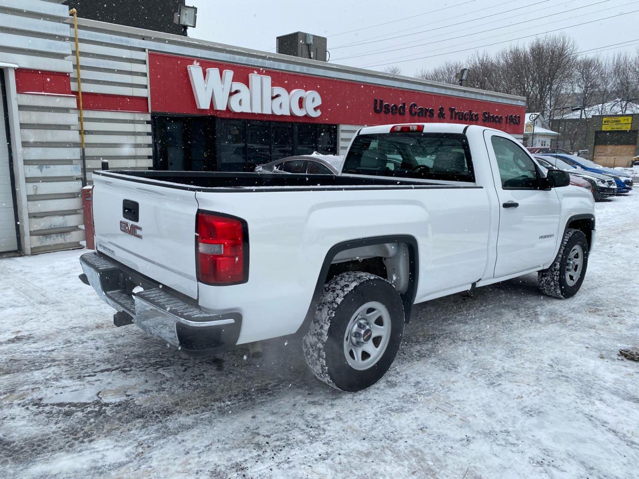 2016 GMC Sierra 1500 8' Box | Low Kms | Commercial Leasing Available Photo