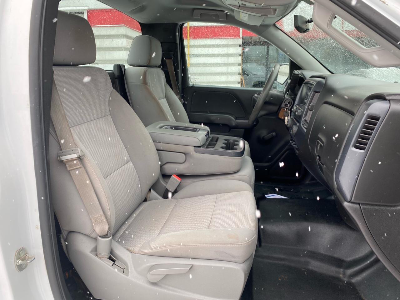 2016 GMC Sierra 1500 8' Box | Low Kms | Commercial Leasing Available Photo