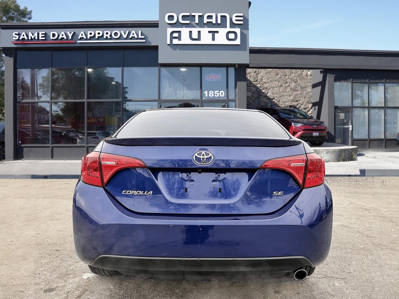 2019 Toyota Corolla SE CVT Photo