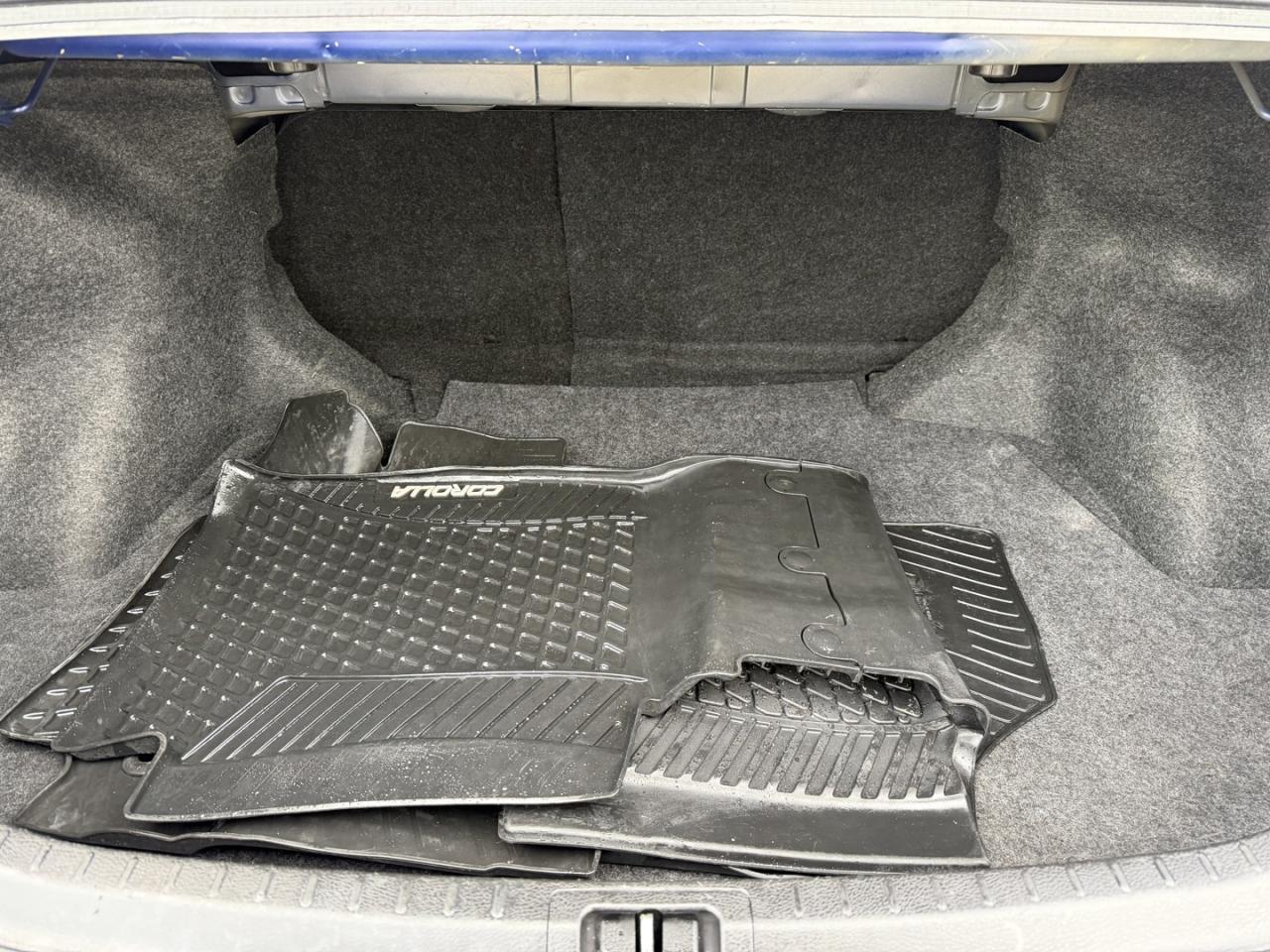 2019 Toyota Corolla SE CVT Photo