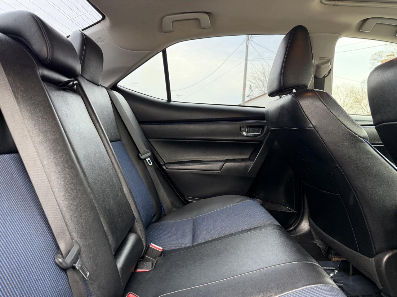 2019 Toyota Corolla SE CVT Photo