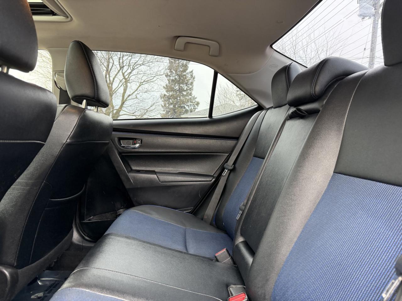 2019 Toyota Corolla SE CVT Photo