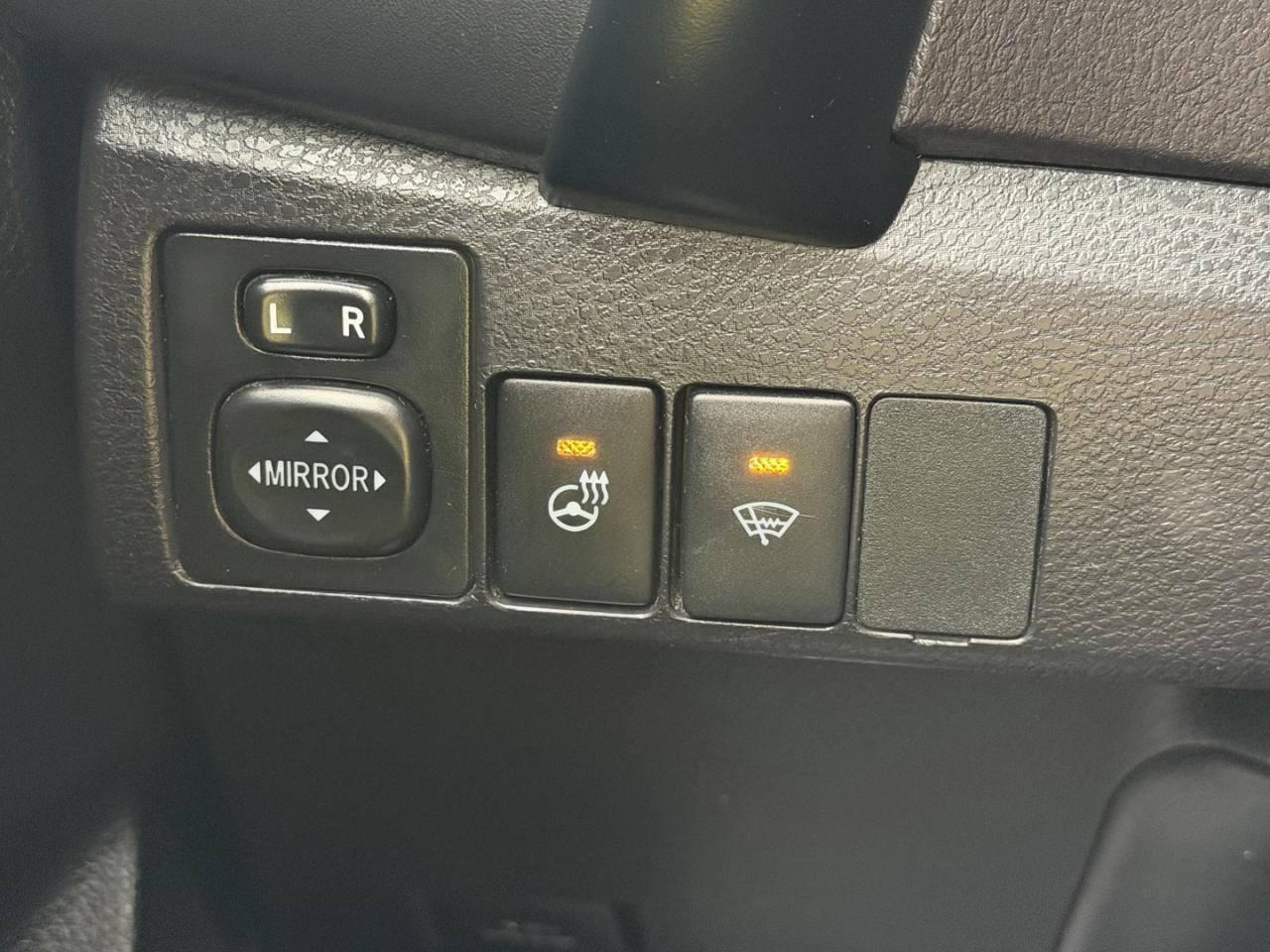 2019 Toyota Corolla SE CVT Photo