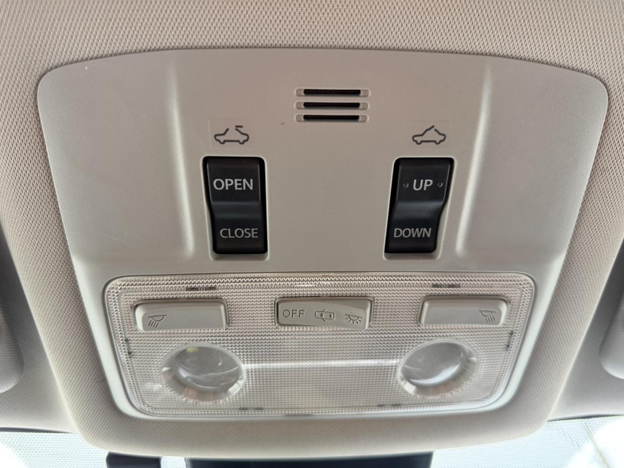 2019 Toyota Corolla SE CVT Photo