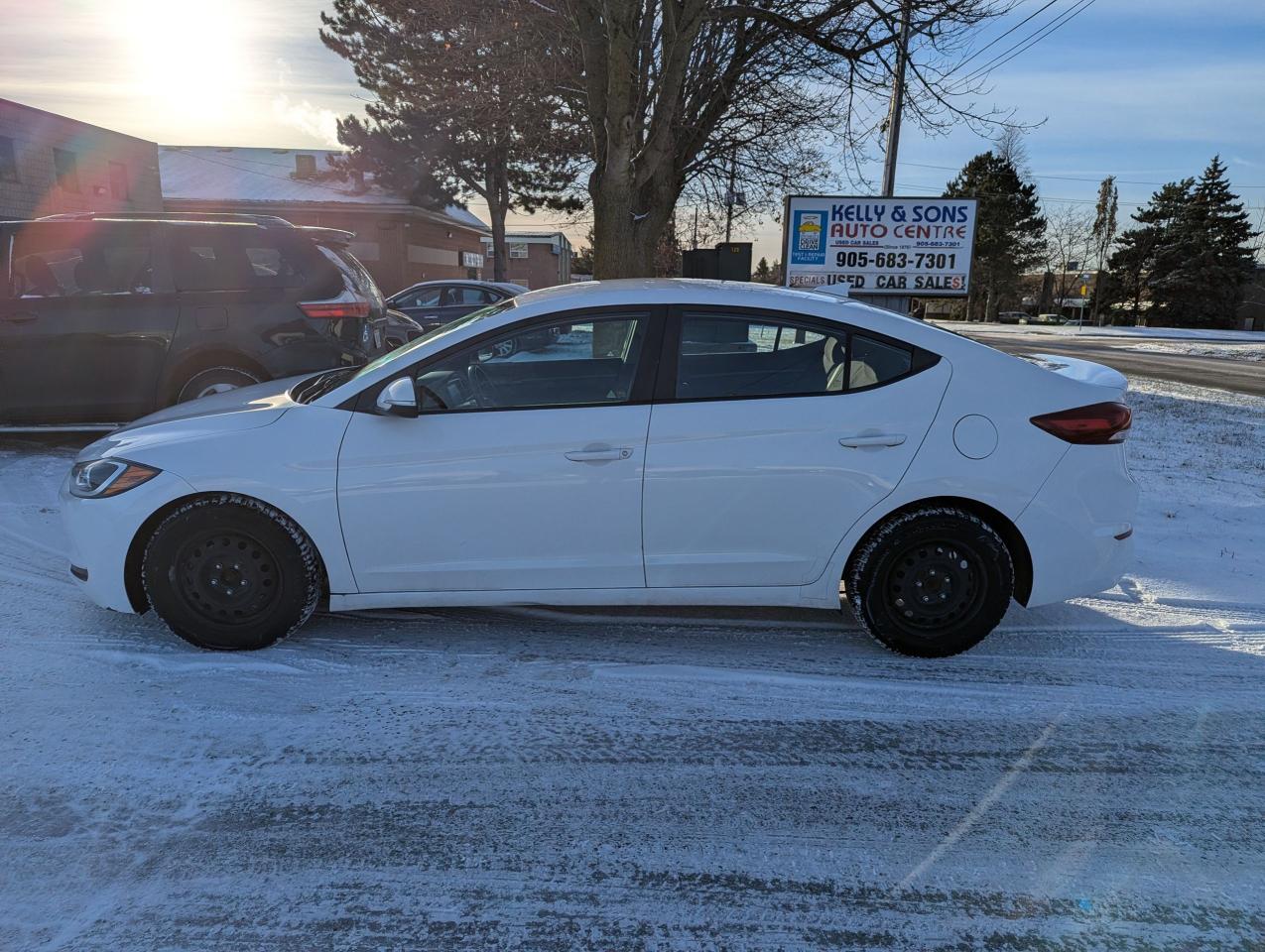2018 Hyundai Elantra "Holy COW only 124K" certified + FREE 6M warranty Photo