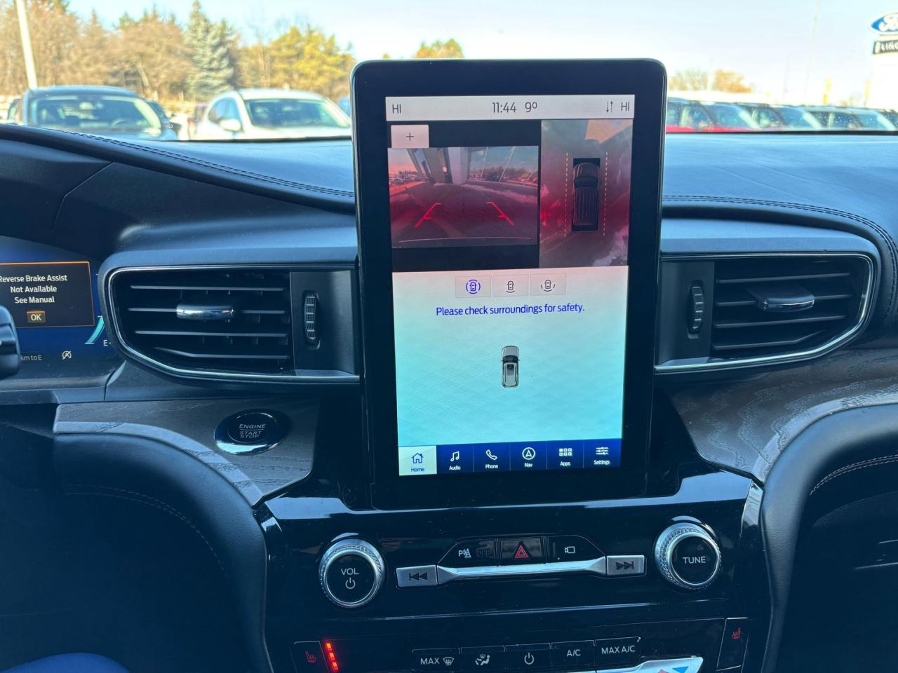 2022 Ford Explorer PLATINUM, LOCAL TRADE, 21" RIMS, REMOTE START! Photo