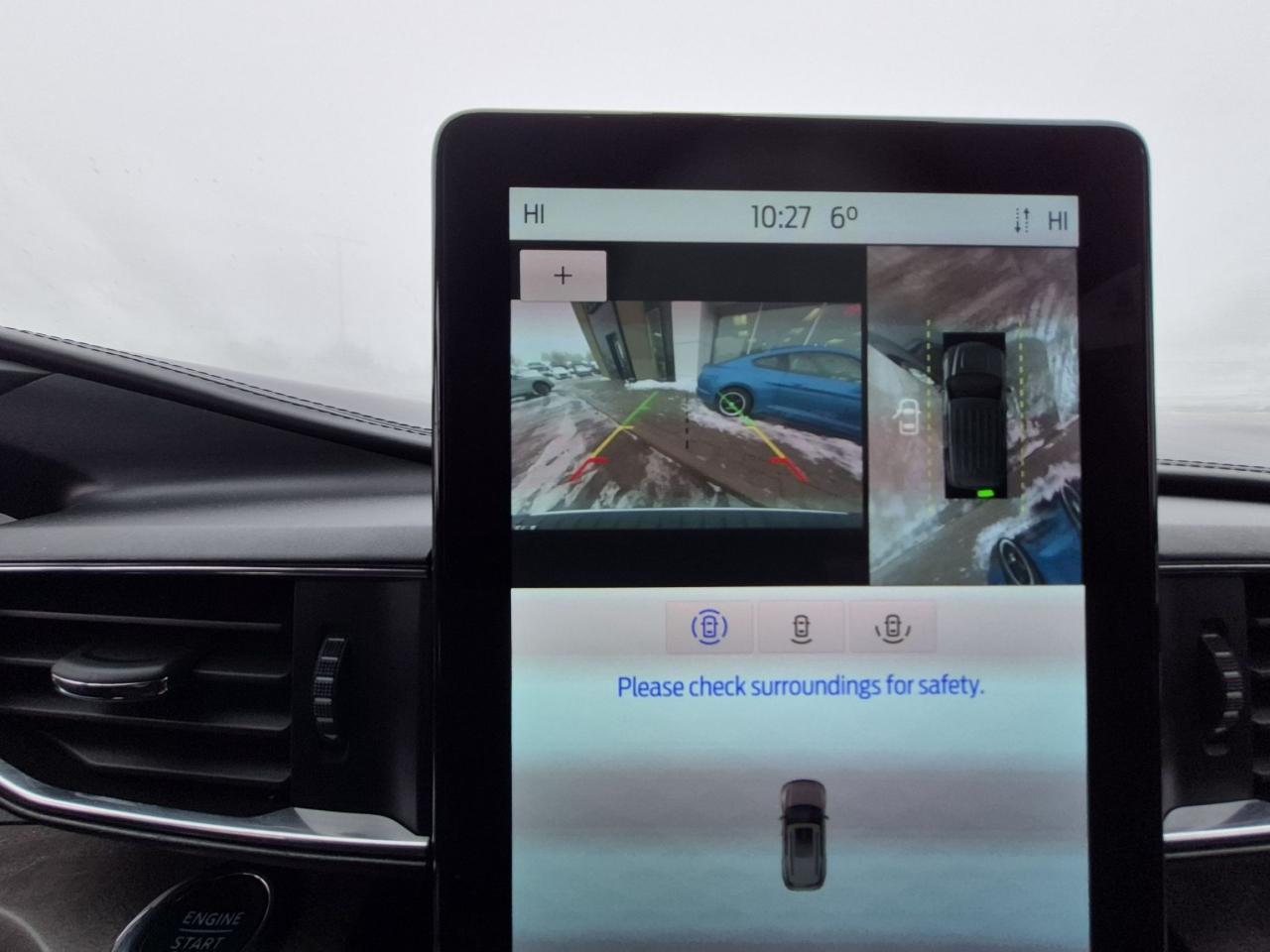 2022 Ford Explorer PLATINUM, LOCAL TRADE, 21" RIMS, REMOTE START! Photo